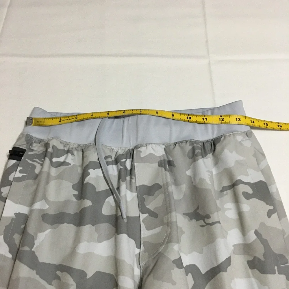 Under Armour Mens Unstoppable Joggers Medium Gray Camo Athletic Fitted Tapered